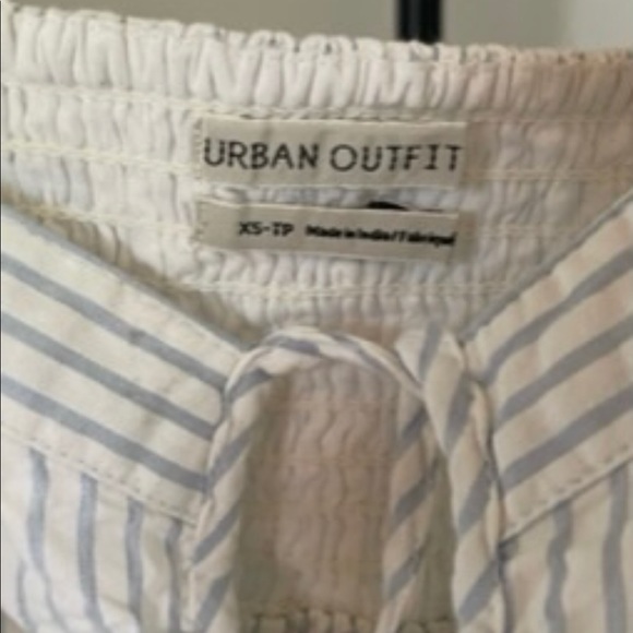 Urban Outfitters Top - Picture 2 of 3